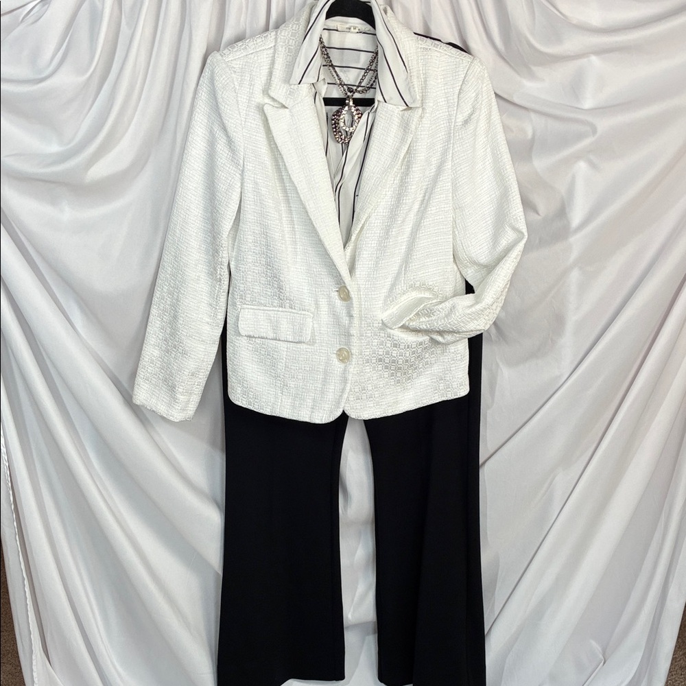 Dialogue jacket